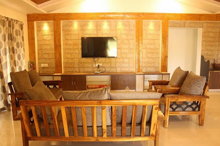 5BHK AC NEHA DREAM V villa in Panchgani 5BHK AC NEHA DREAM V villa in Panchgani
