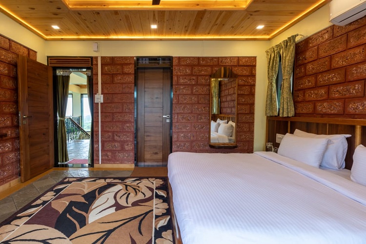 4BHK - NEHA STATUS Villa in Panchgani